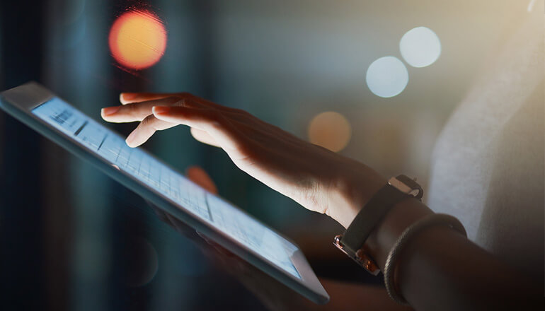 Article PDF Documents and E-Signatures Let Business Move Faster Image