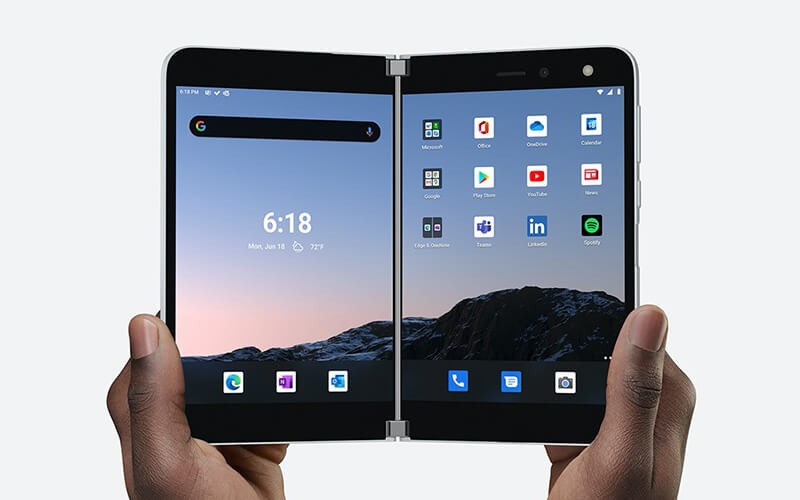 Hand holding Suface-duo